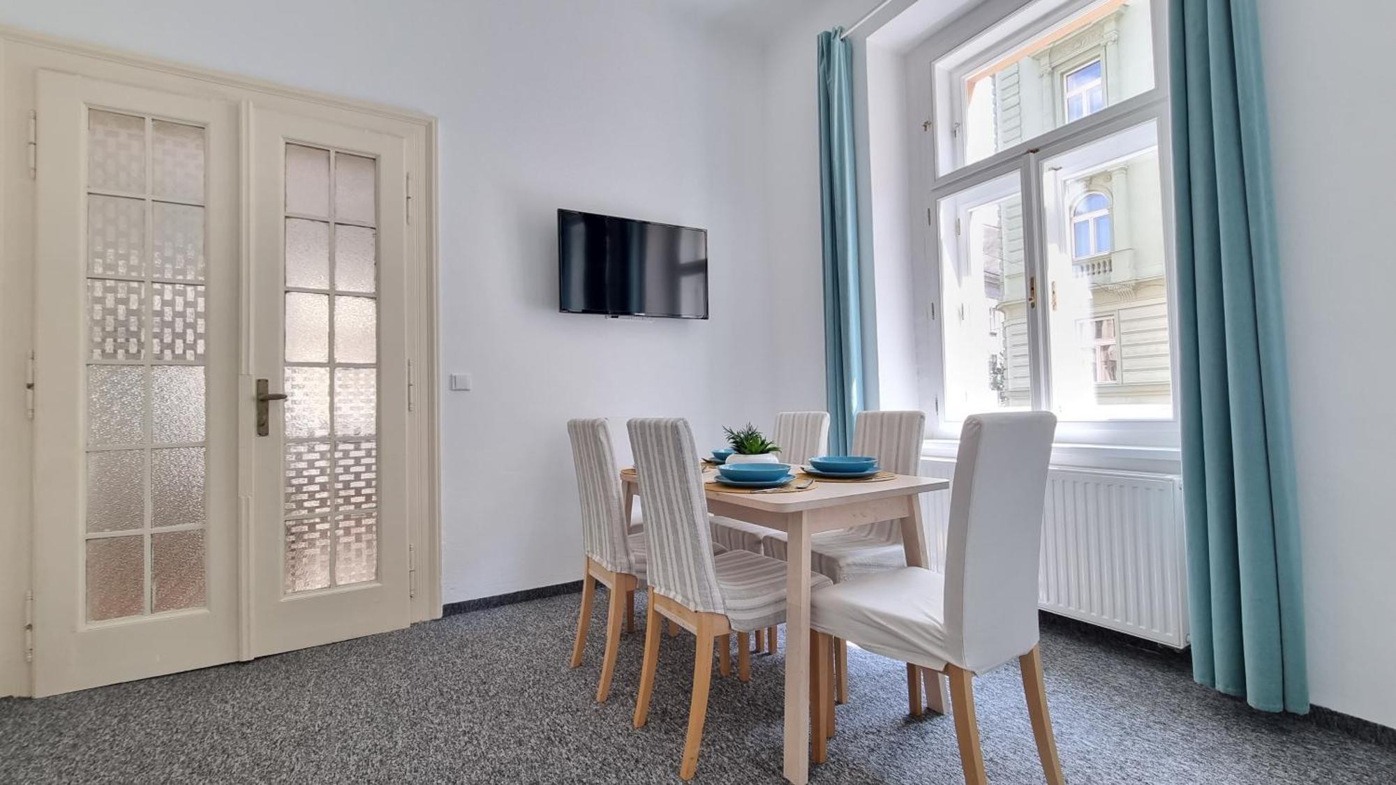 Finnem Rentals Tyrsova Praha Exteriér fotografie